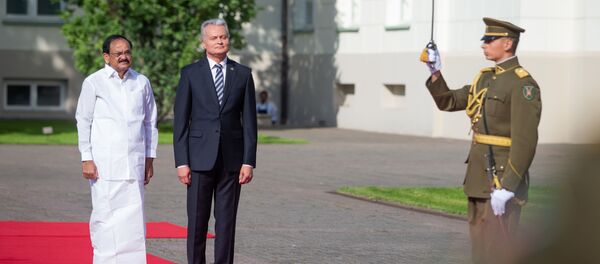 Президент Литвы Гитанас Науседа встретился с вице-президентом Индии Венкая Найду Президент Литвы Гитанас Науседа встретился с вице-президентом Индии Венкая Найду - Sputnik Lietuva
