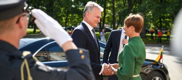 Президент Литвы Гитанас Науседа встретился с президентом Эстонии Керсти Кальюлайд Президент Литвы Гитанас Науседа встретился с президентом Эстонии Керсти Кальюлайд - Sputnik Литва